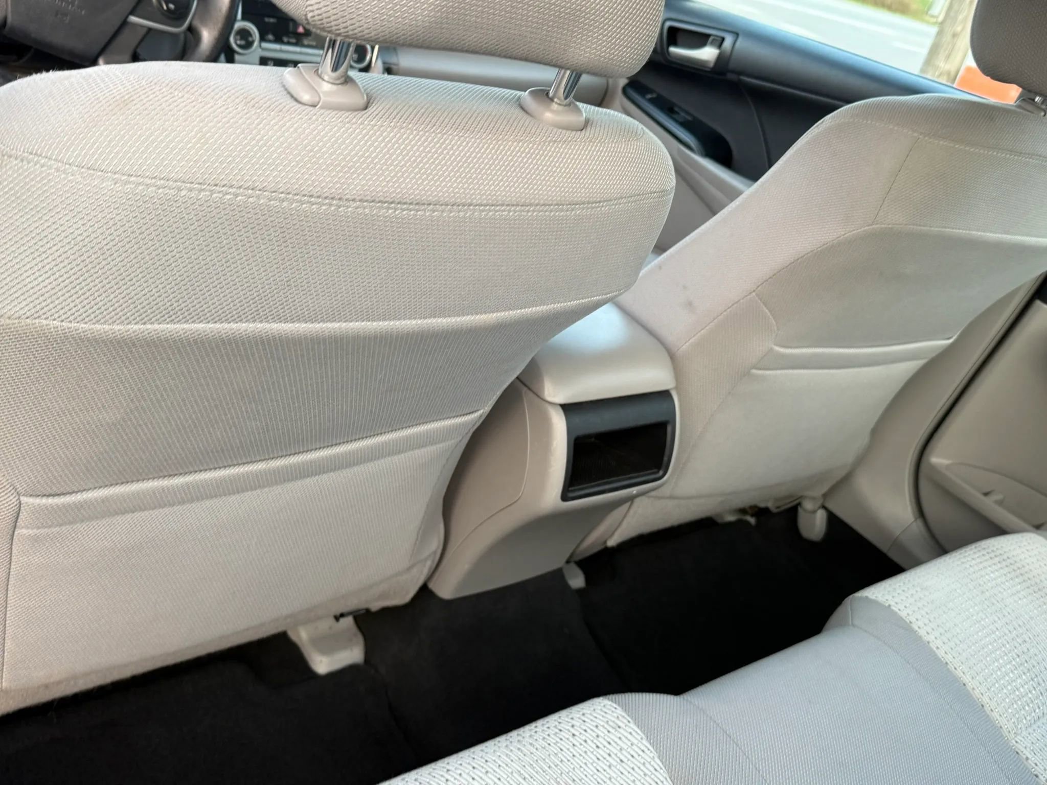 Used 2013 Toyota Camry LE w/ Preferred Accessory Pkg image 17