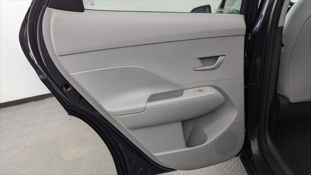 Used 2024 Hyundai Kona SEL image 14