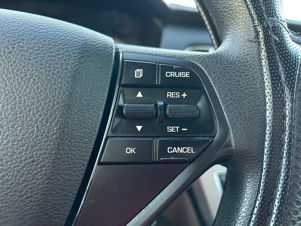 Used 2015 Hyundai Sonata SE FWD image 19