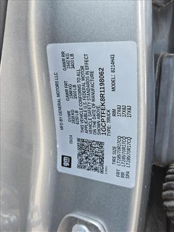 Used 2024 Chevrolet Colorado ZR2 w/ ZR2 Convenience Package III AWD/4WD image 21