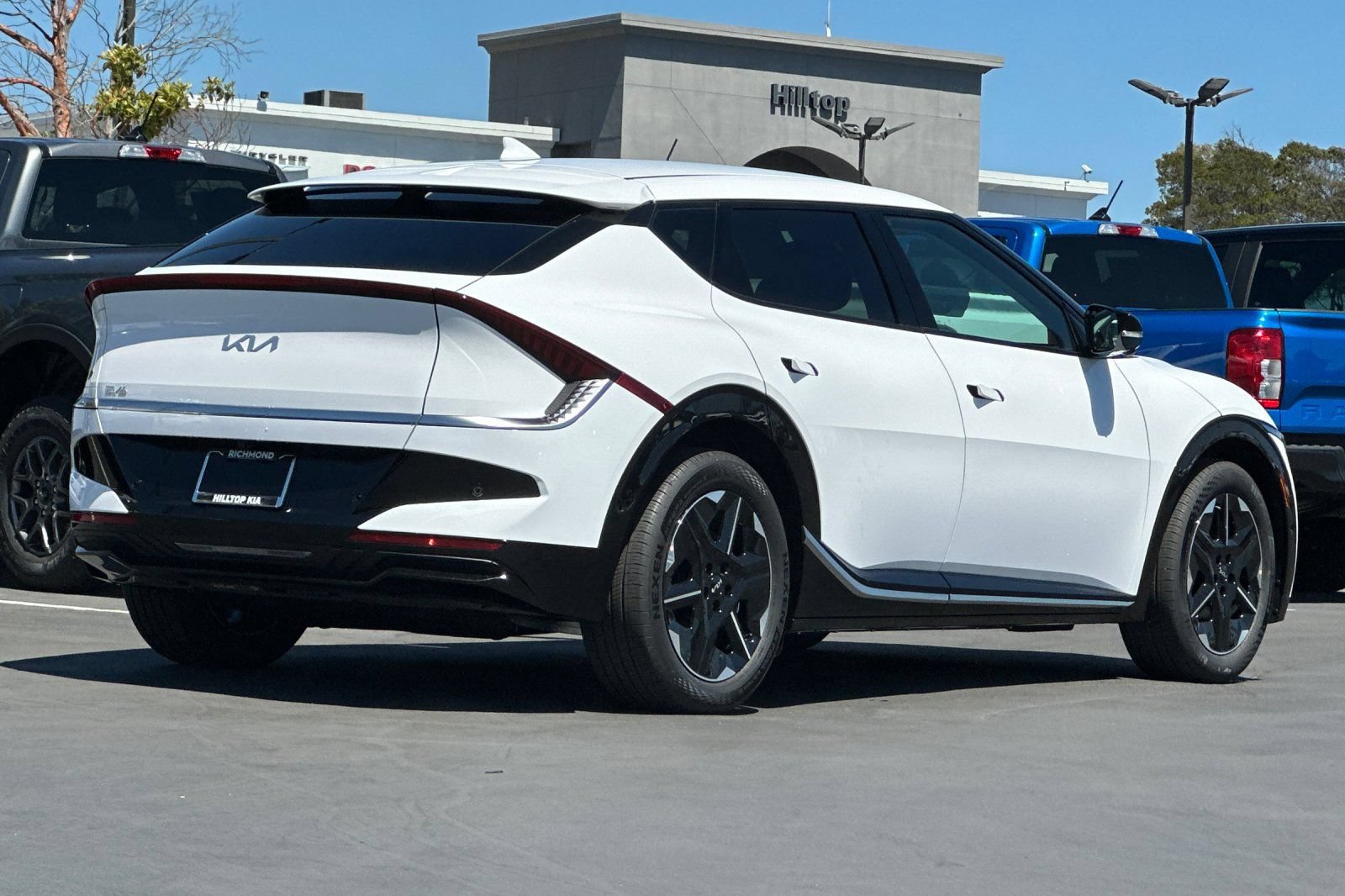 New 2026 Kia EV6 Wind RWD image 4