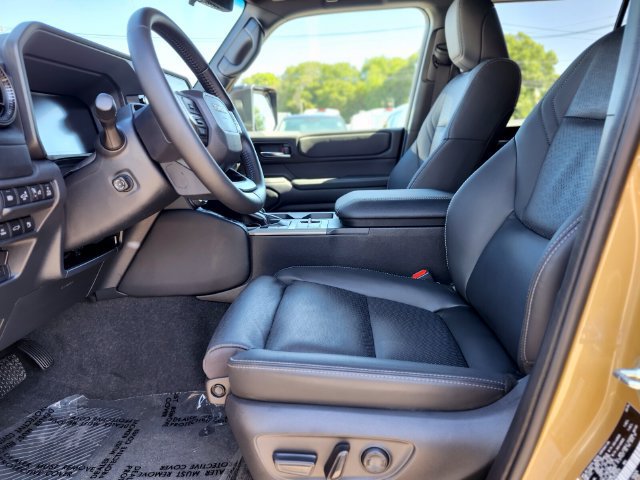 Used 2026 Toyota Land Cruiser w/ Premium Package AWD/4WD image 18