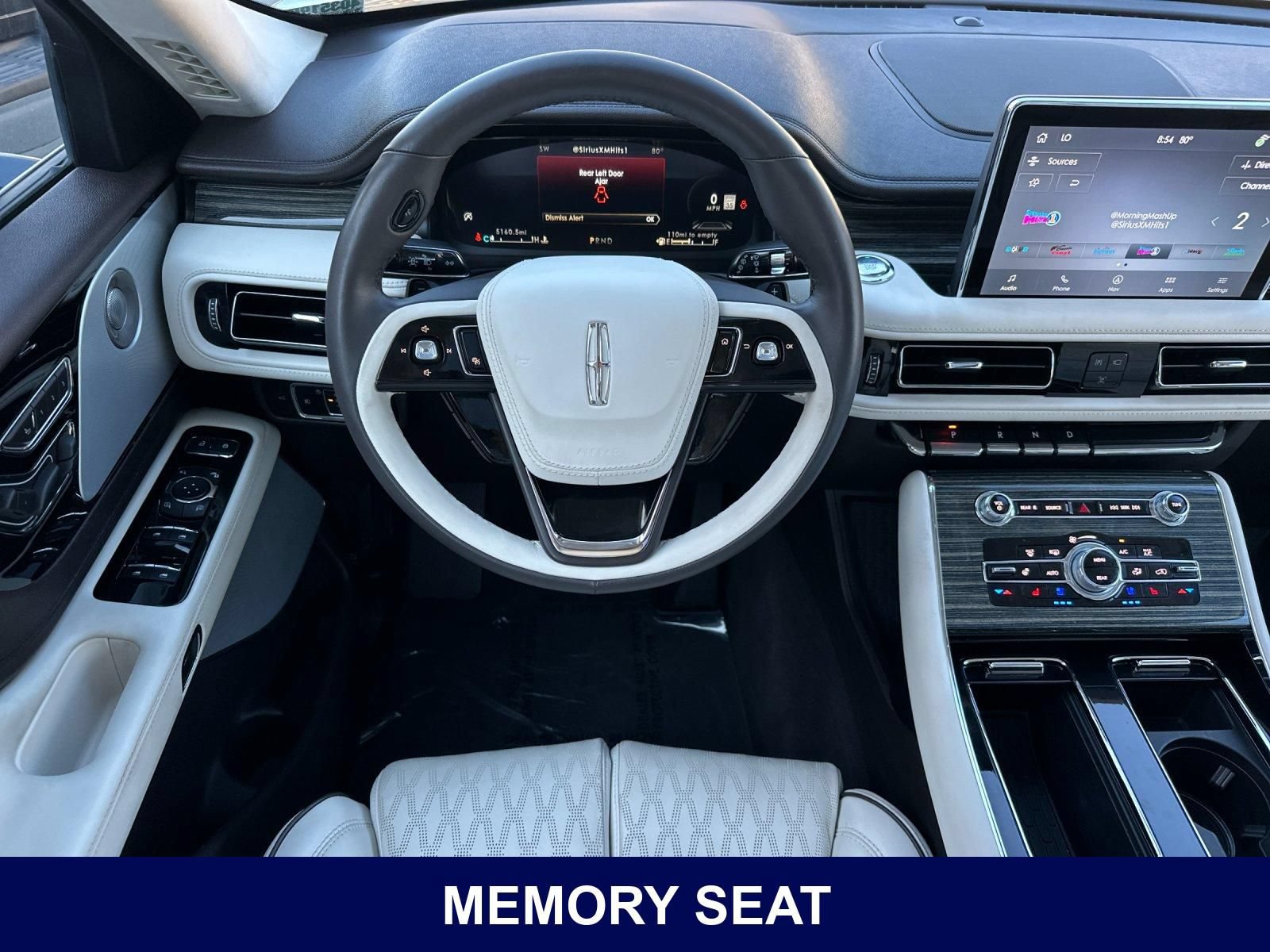 Used 2024 Lincoln Aviator Black Label AWD/4WD image 19