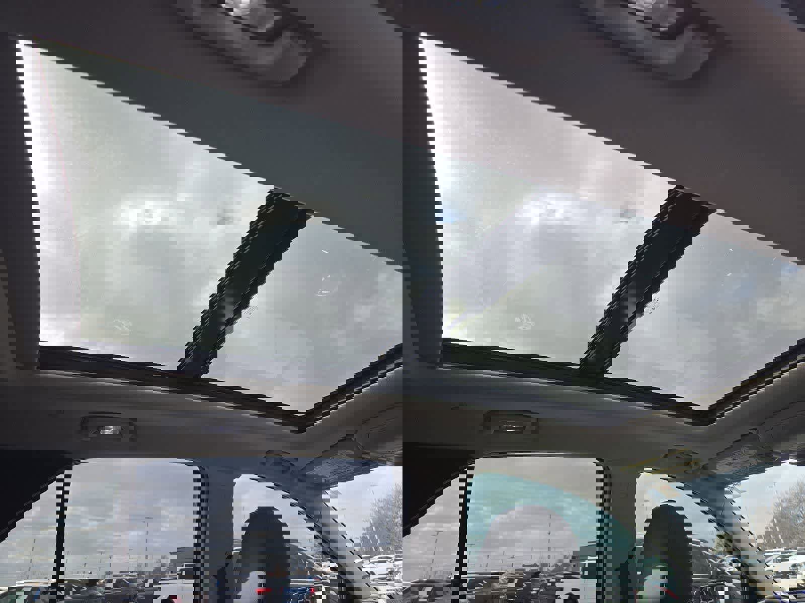 Used 2020 Chevrolet Equinox Premier image 20