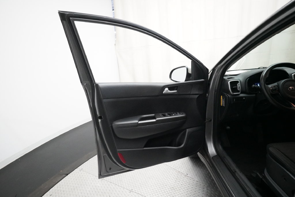 Used 2018 Kia Sportage LX AWD/4WD image 26