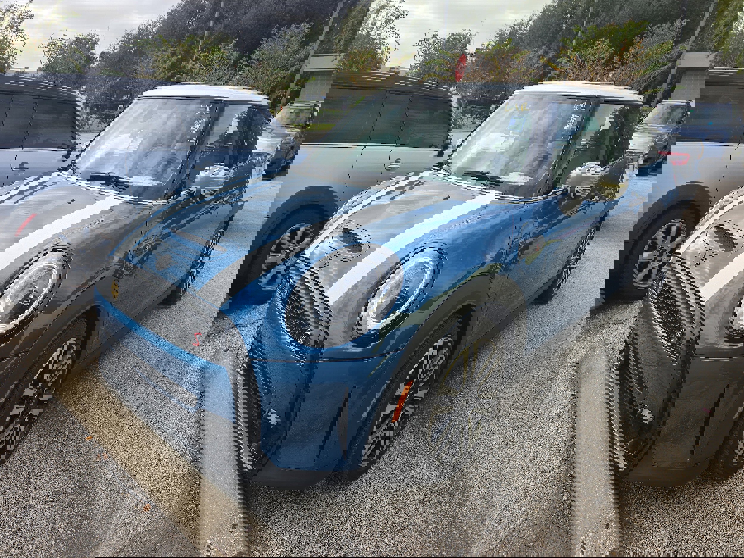 Used 2023 MINI Cooper S w/ Signature Upholstery Package image 3