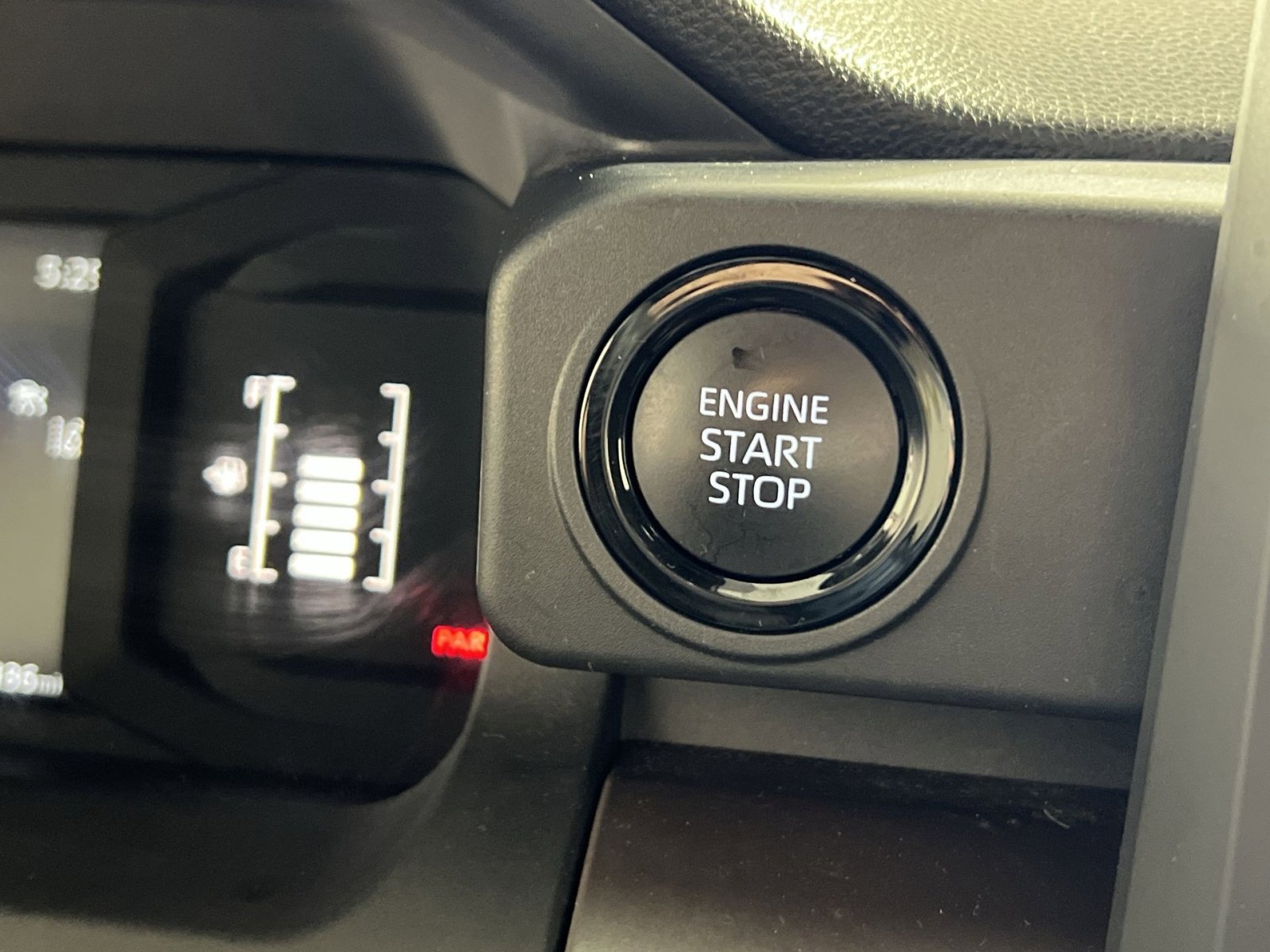 Used 2024 Toyota Tacoma SR5 image 33