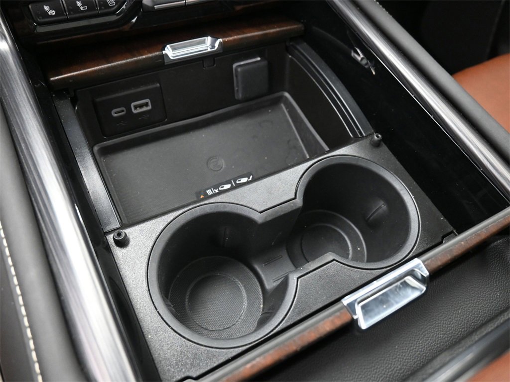 Used 2024 GMC Yukon XL Denali Ultimate image 25