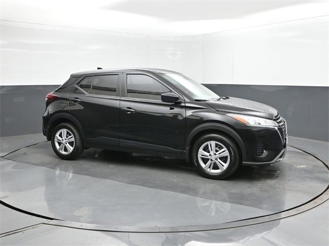 New 2025 Nissan Kicks Play S image 17