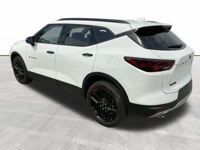 Used 2024 Chevrolet Blazer LT w/ Redline Edition FWD image 4