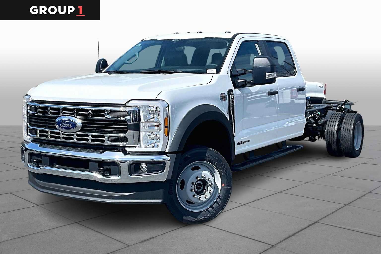 New 2026 Ford F550 4x4 Crew Cab Super Duty w/ XL Chrome Package video 1
