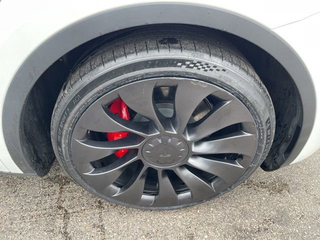 Used 2023 Tesla Model Y Performance AWD/4WD image 33