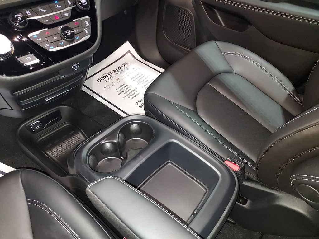 New 2026 Chrysler Pacifica Select image 26