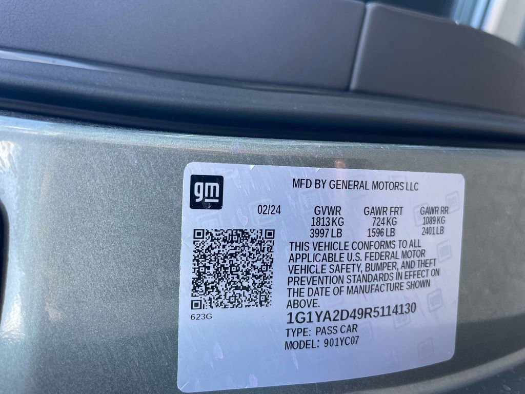 Used 2024 Chevrolet Corvette Stingray Coupe w/ 1LT image 34