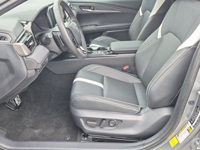 Certified 2025 Toyota Camry SE w/ Convenience Package FWD image 9