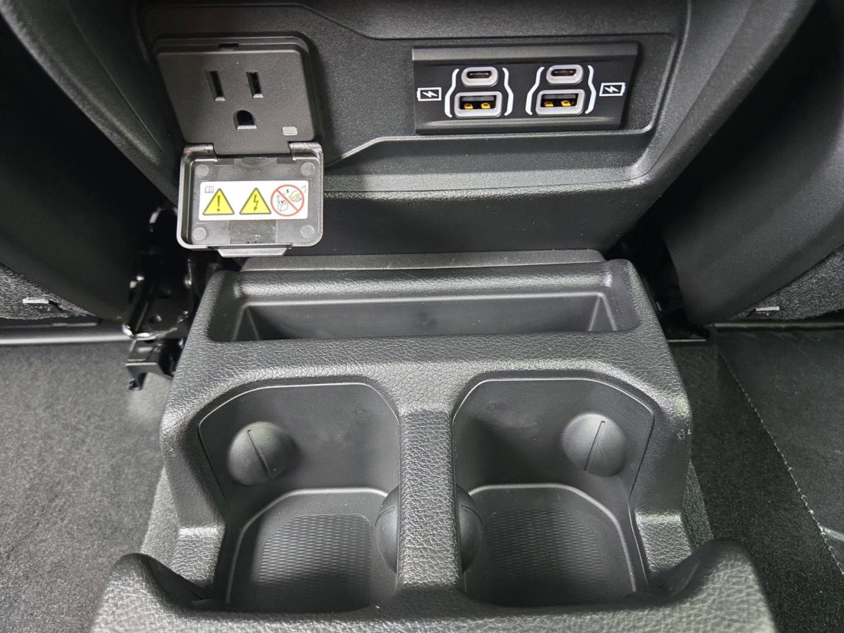 New 2025 Jeep Grand Cherokee L Altitude image 37