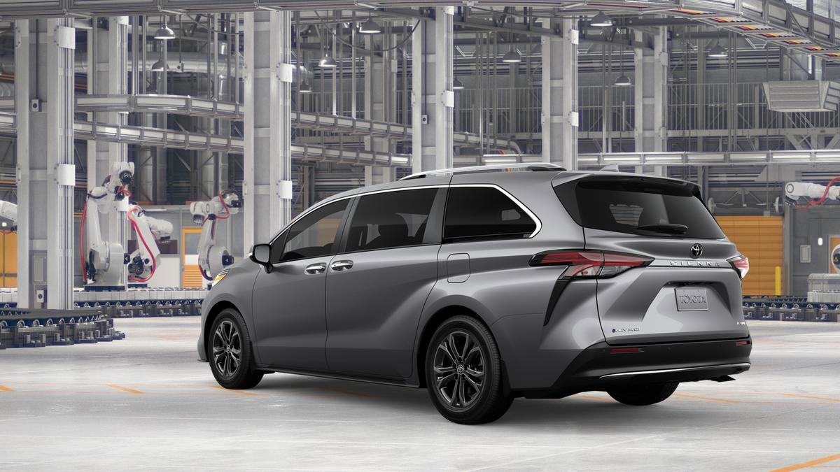 New 2026 Toyota Sienna Platinum image 8