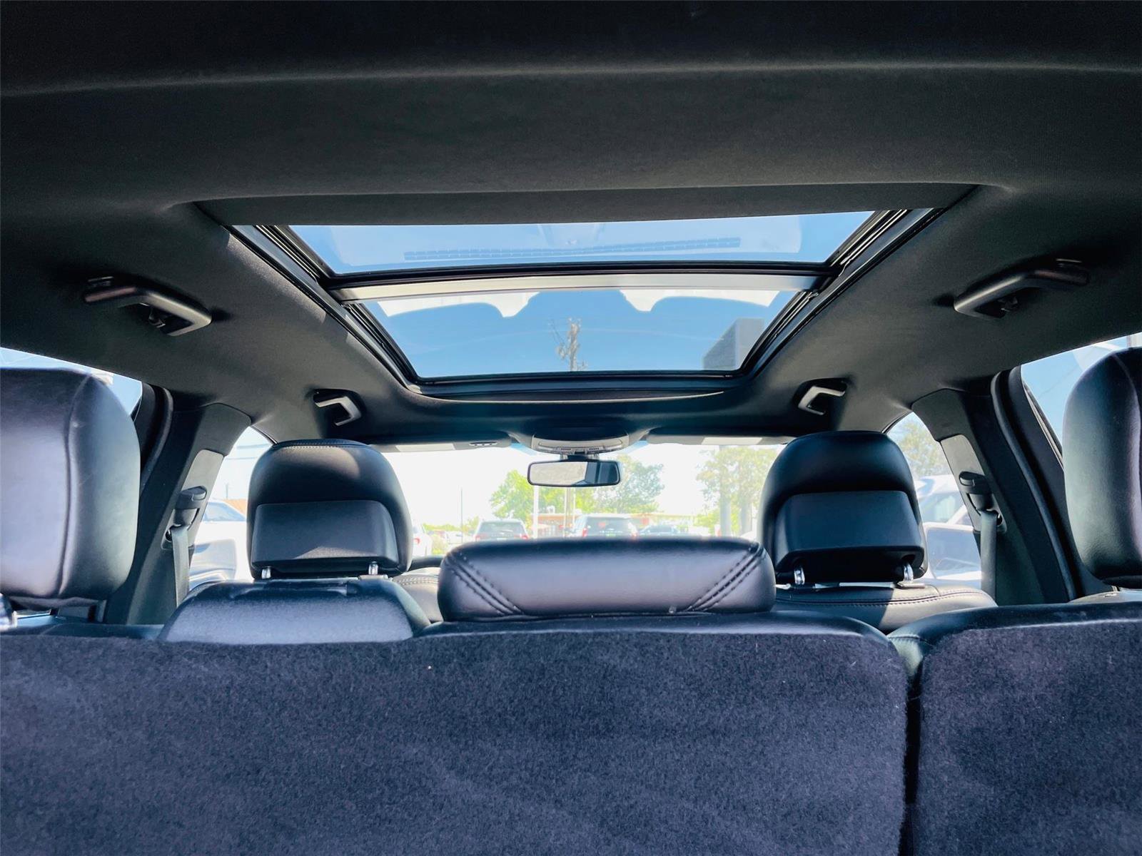 Used 2016 Lincoln MKX Reserve w/ Climate Package FWD image 32