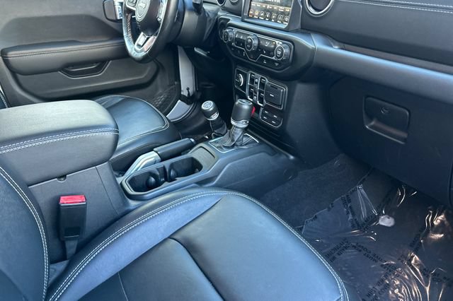 Used 2023 Jeep Wrangler Unlimited Sahara w/ Cold Weather Group AWD/4WD image 18