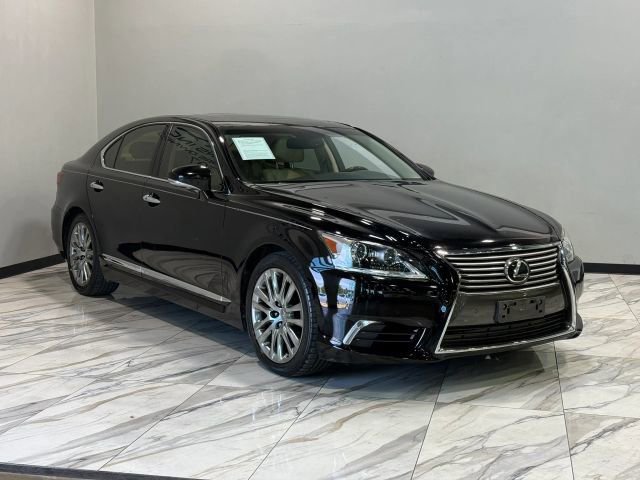 Used 2014 Lexus LS 460 w/ Comfort Package RWD image 4
