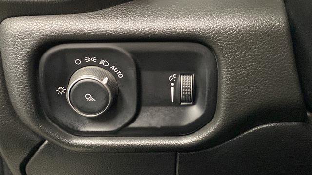 Used 2021 RAM 2500 Tradesman AWD/4WD image 28