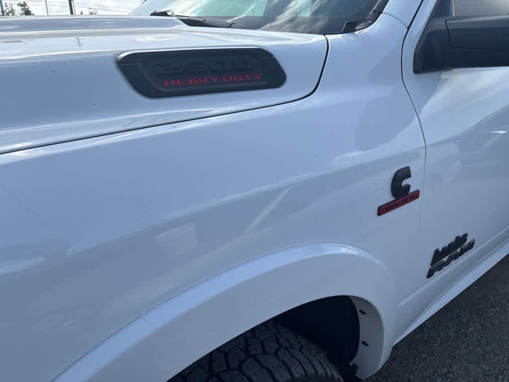 Certified 2021 RAM 2500 Limited w/ Night Edition AWD/4WD image 3
