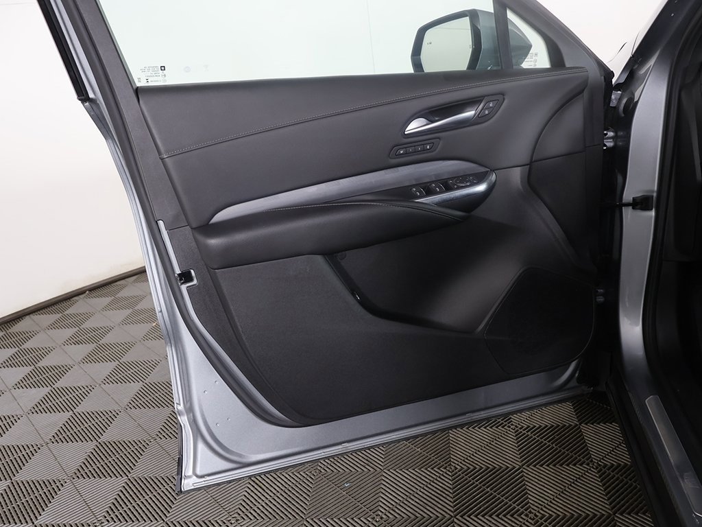 Used 2024 Cadillac XT4 Premium Luxury image 20