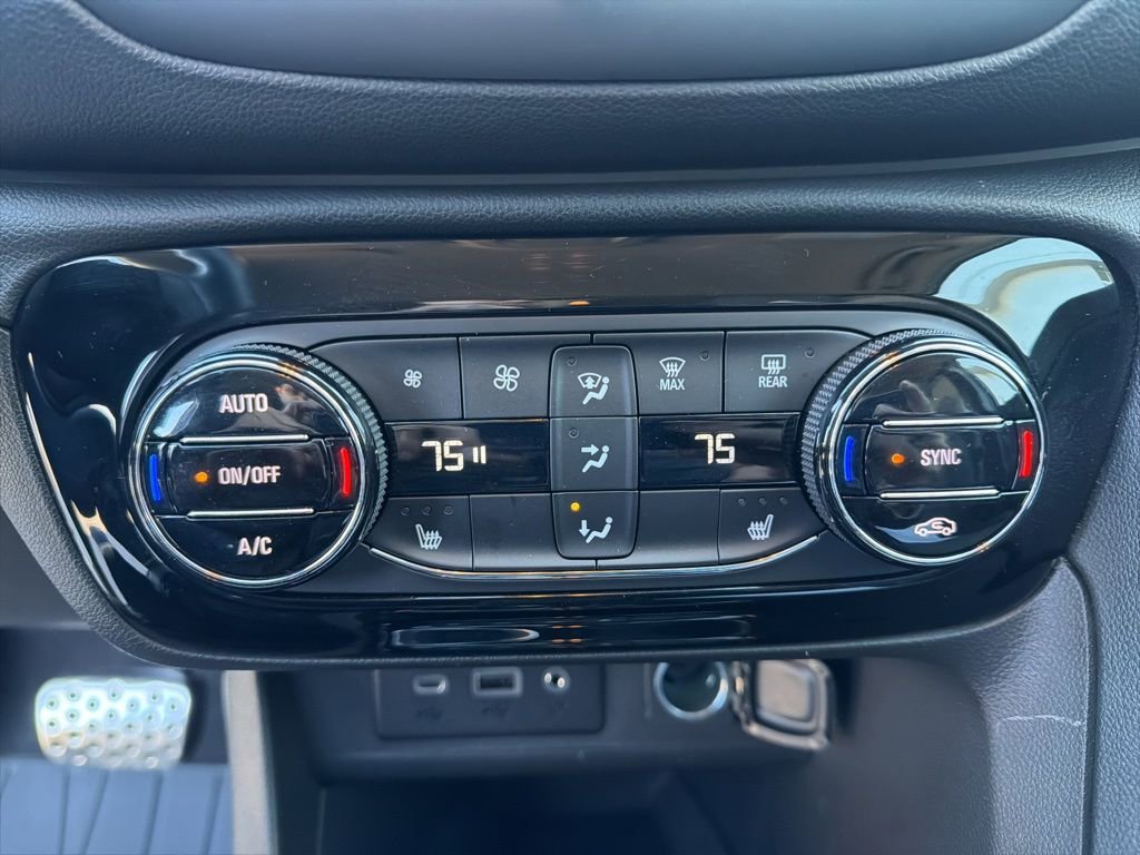 Used 2023 Buick Encore GX Select w/ Sport Touring Package image 14