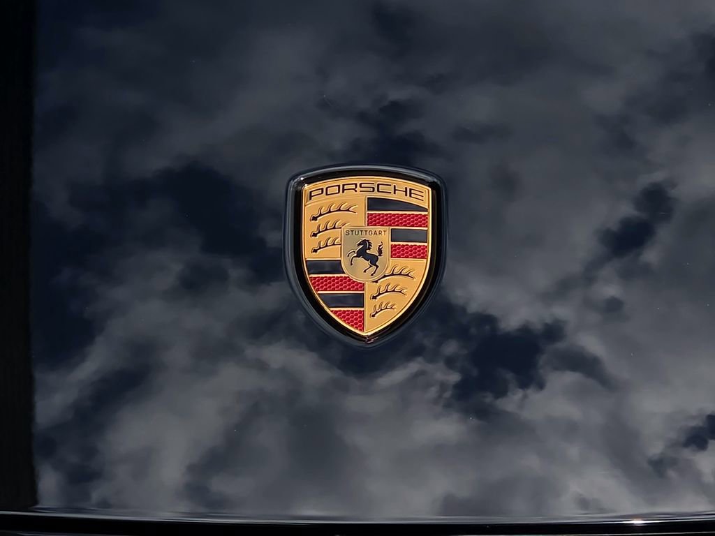 Certified 2025 Porsche 911 Carrera image 26