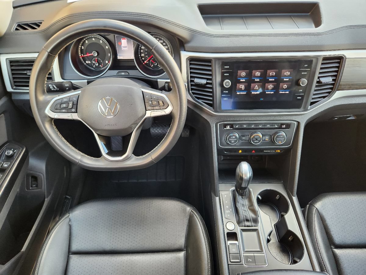 Used 2021 Volkswagen Atlas SE w/ Panoramic Sunroof Package FWD image 48