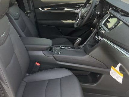 New 2026 Cadillac XT5 Premium Luxury w/ Driver Assist Package AWD/4WD image 23