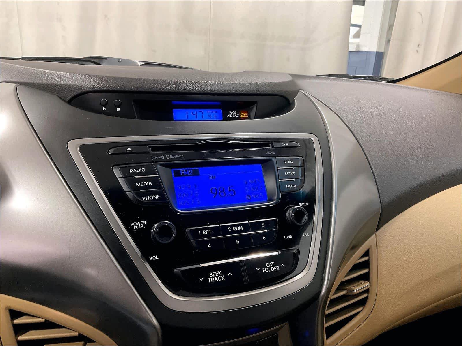 Used 2013 Hyundai Elantra GLS w/ Preferred Pkg FWD image 19