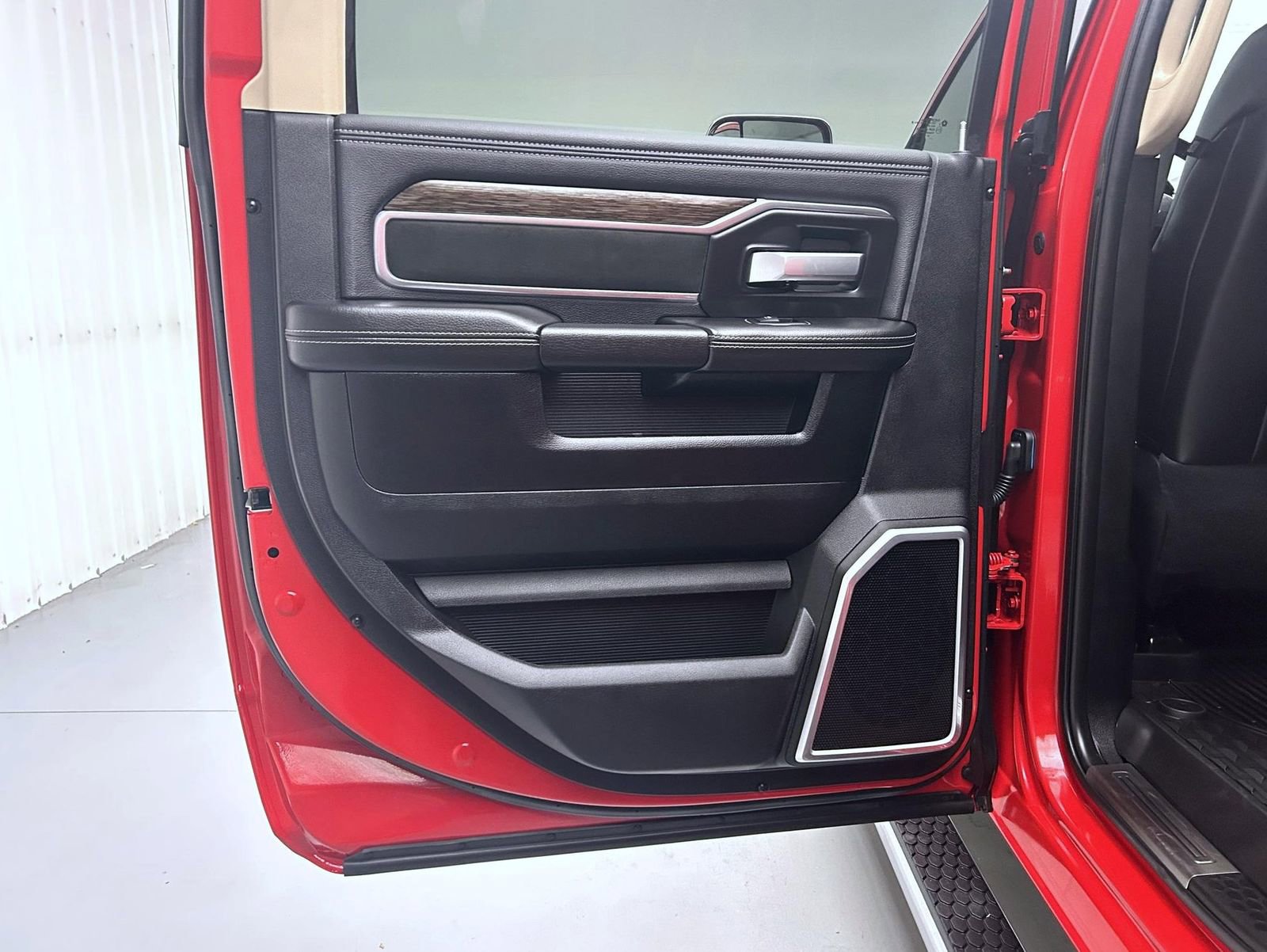 Used 2020 RAM 3500 Laramie image 20