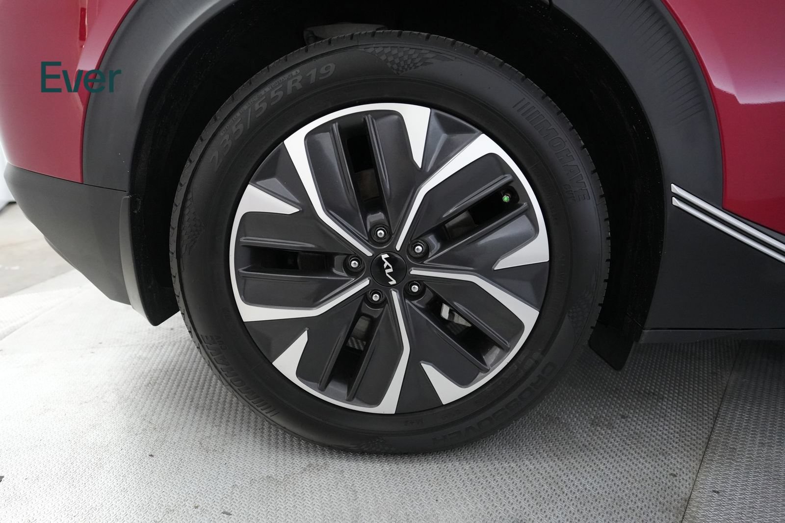 Used 2024 Kia EV6 Light RWD image 21