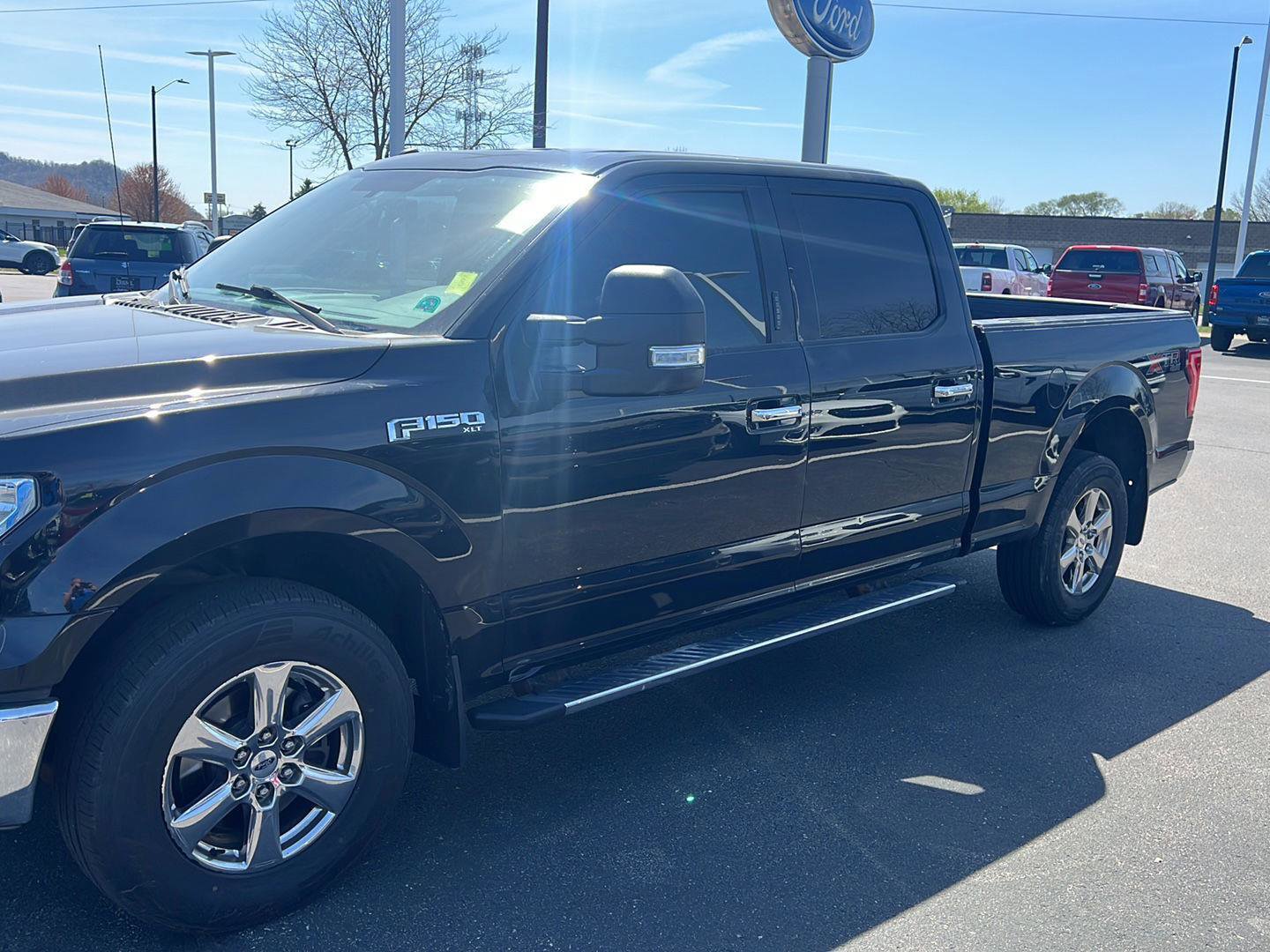 Used 2016 Ford F150 XLT w/ Equipment Group 301A Mid AWD/4WD image 12