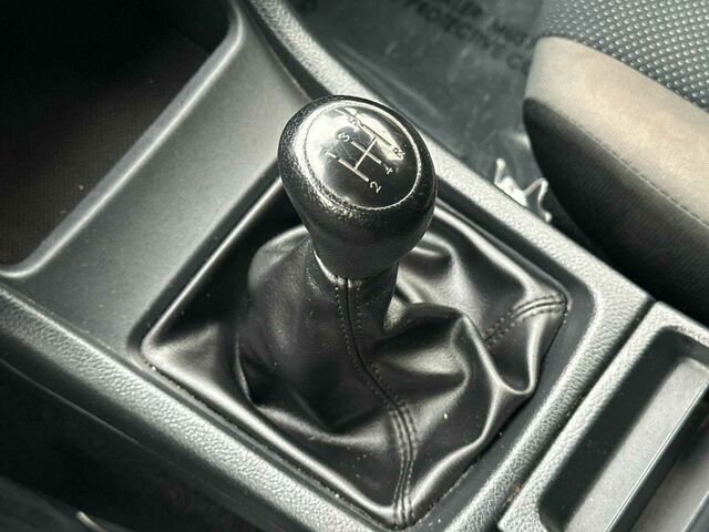 Used 2017 Subaru Crosstrek 2.0i image 24