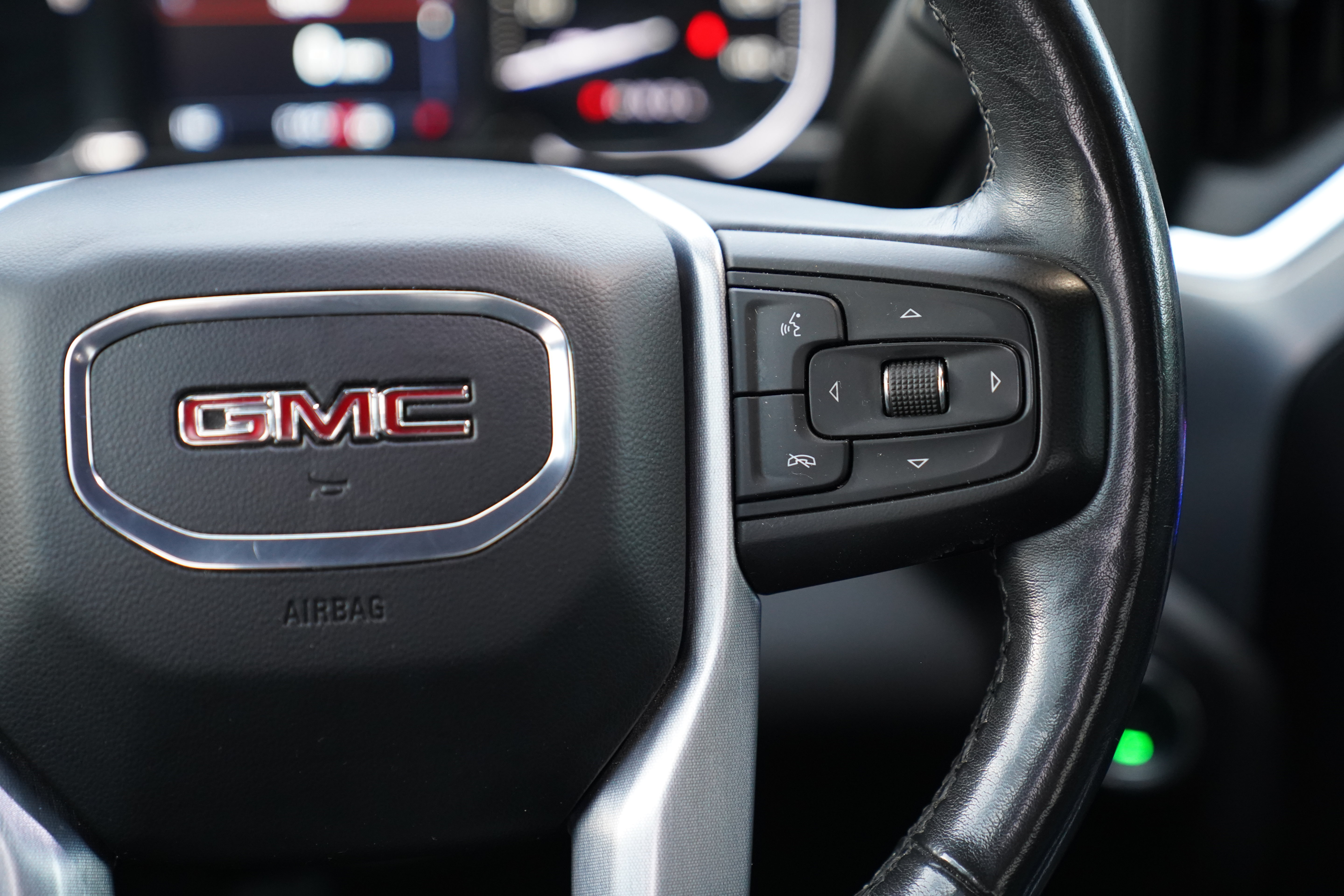 Used 2021 GMC Sierra 1500 Elevation w/ X31 Off-Road Package AWD/4WD image 19
