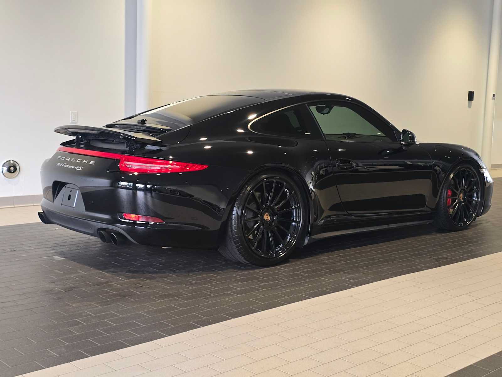 Used 2014 Porsche 911 Carrera 4S AWD/4WD image 7