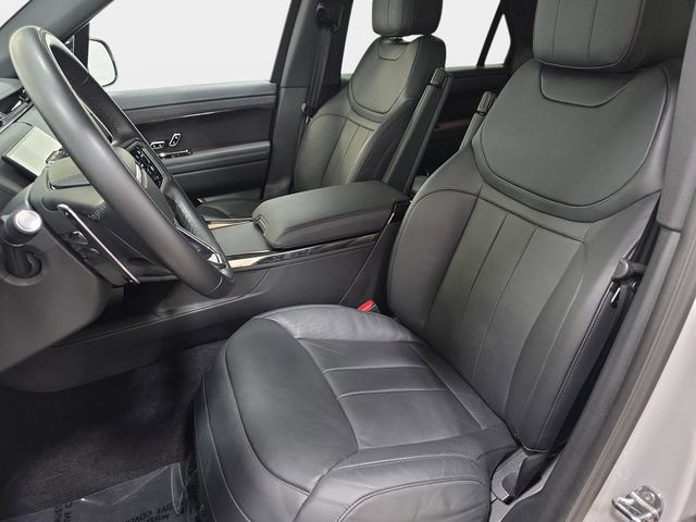 Used 2024 Land Rover Range Rover Sport SE AWD/4WD image 13