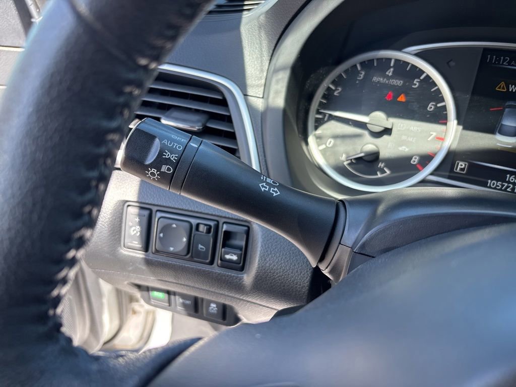 Used 2017 Nissan Sentra SV FWD image 18