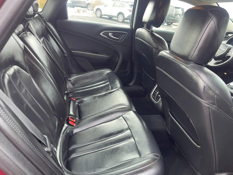 Used 2015 Chrysler 200 C w/ Navigation & Sound Group I image 12