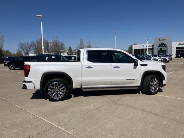 Used 2023 GMC Sierra 1500 Denali AWD/4WD image 5