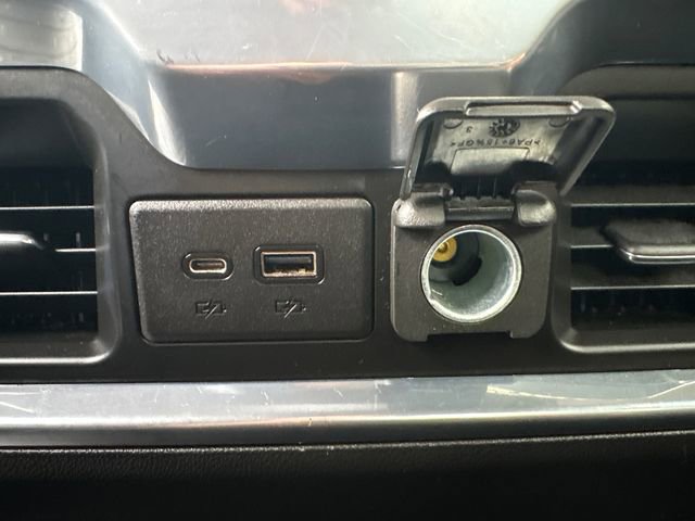 Used 2021 GMC Sierra 1500 Elevation image 18