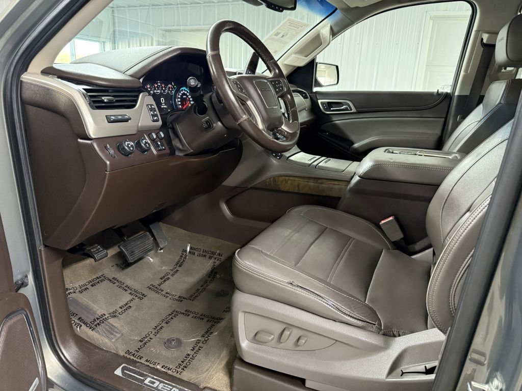 Used 2018 GMC Yukon XL Denali w/ Denali Ultimate Package image 8