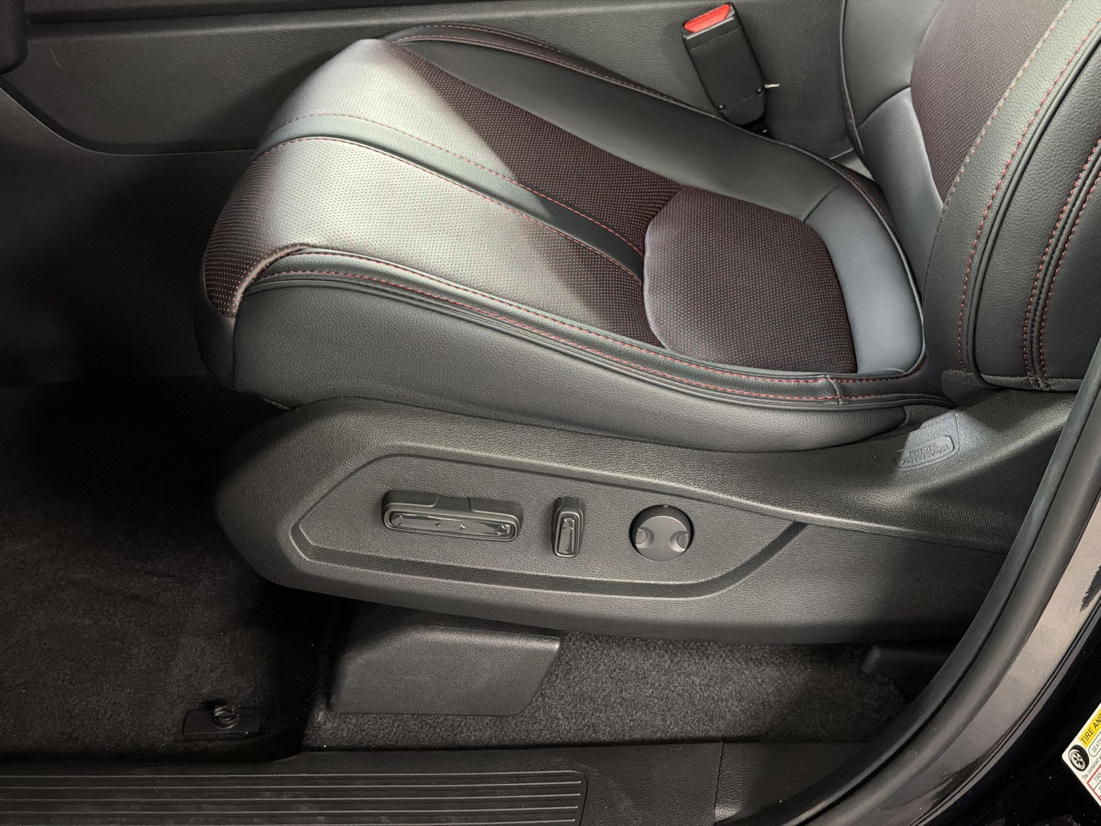 New 2026 Honda Pilot Black Edition image 15