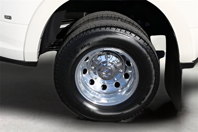 Used 2024 RAM 3500 Limited w/ Safety Group image 9