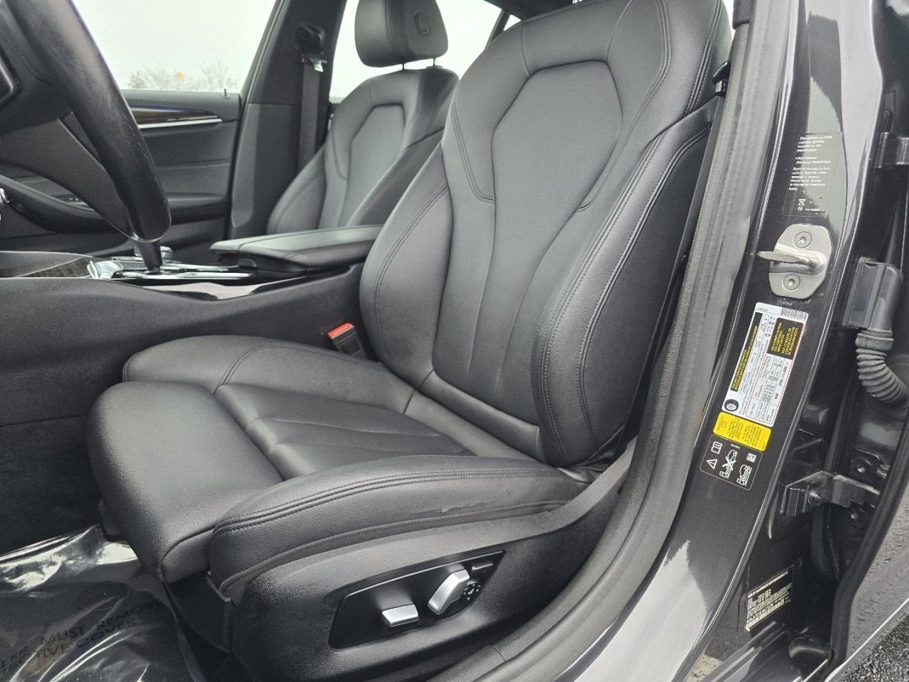 Used 2018 BMW 530i xDrive w/ Premium Package image 24