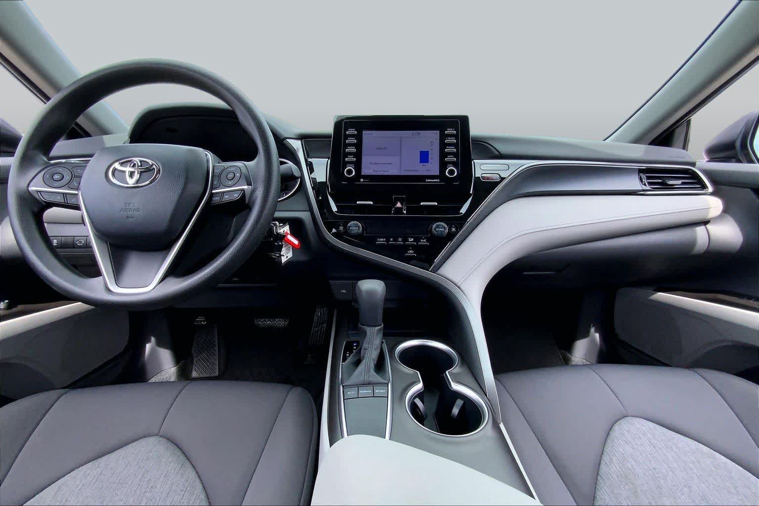 Used 2023 Toyota Camry LE FWD image 15
