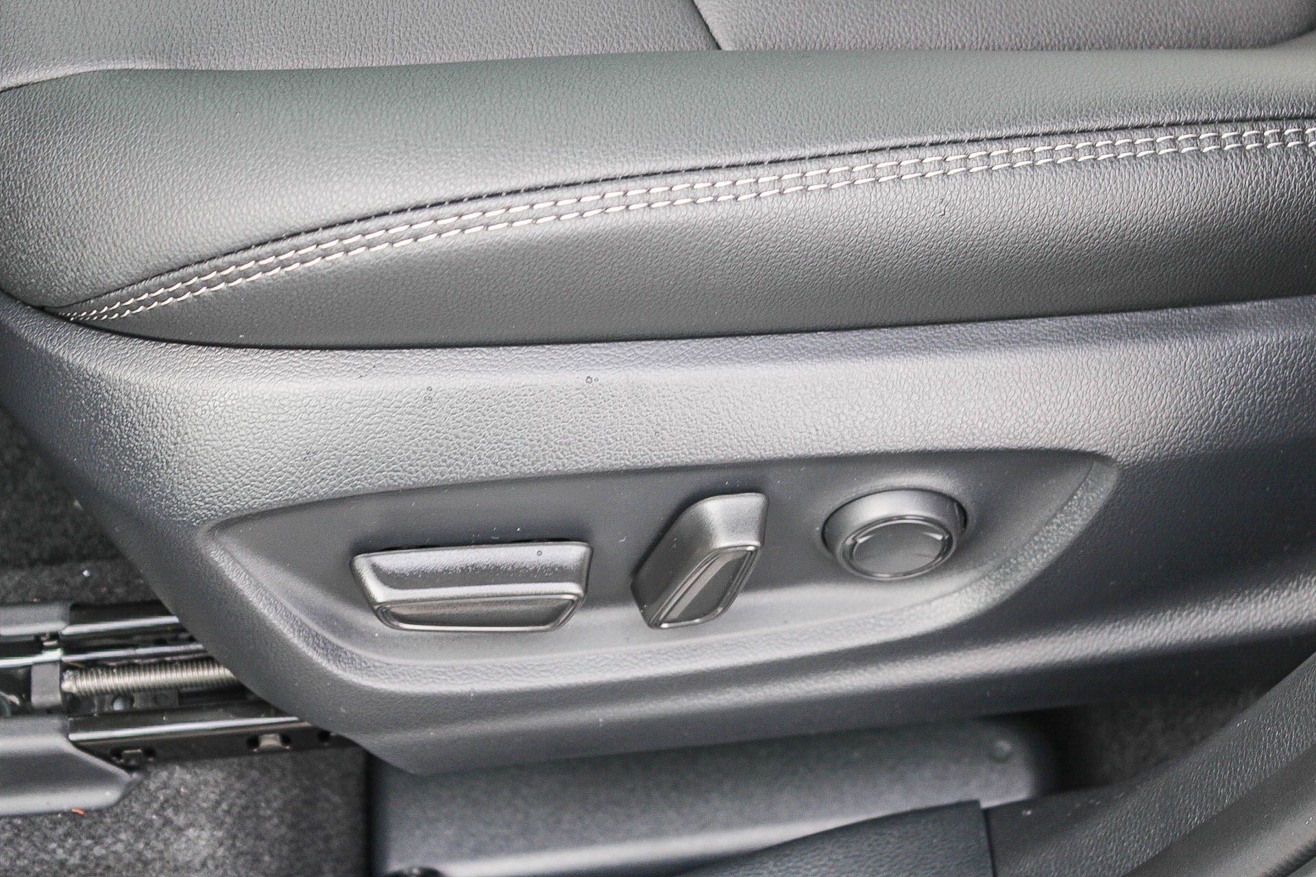 New 2026 Toyota Corolla Cross XLE image 24