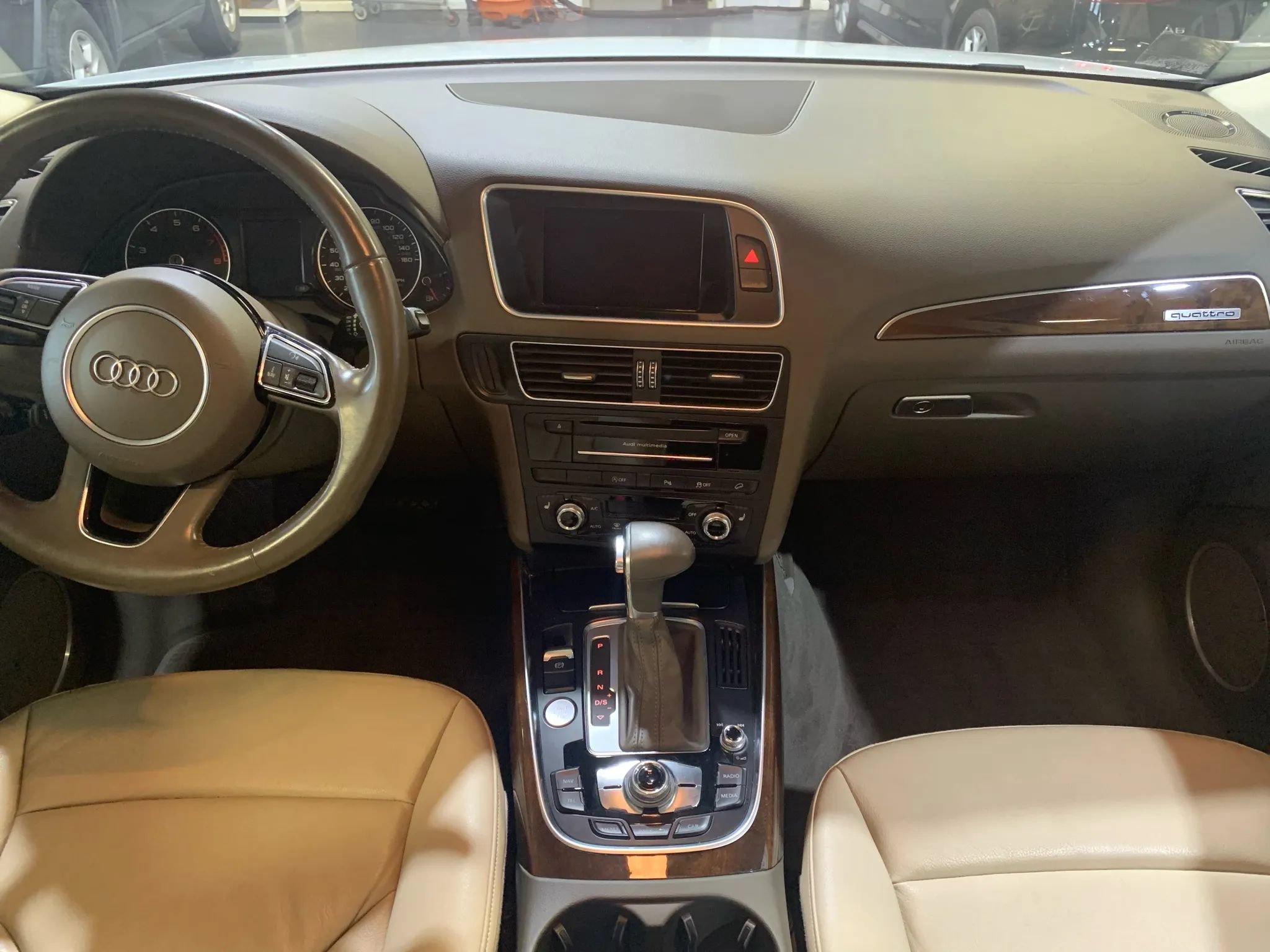 Used 2015 Audi Q5 3.0T Premium Plus w/ Technology Package AWD/4WD image 12
